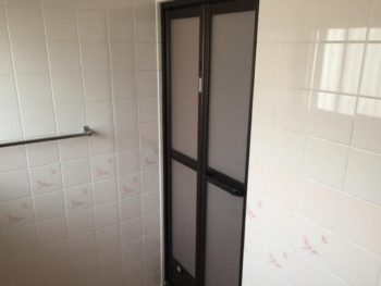 浴室ドア取替、内窓設置工事事例