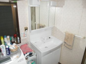 施工事例　洗面台リフォーム工事