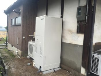 施工事例　エコキュート設置リフォーム工事