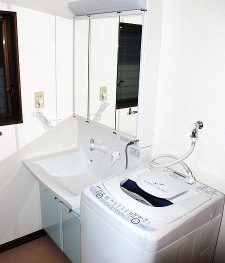 施工事例　洗面化粧台の交換リフォーム工事