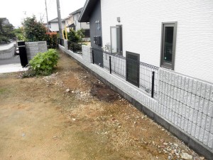 施工事例　ブロック塀＋フェンスの新設リフォーム工事